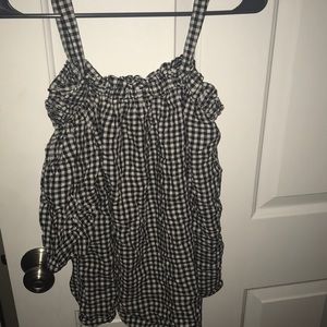 Blouse- like top ( fits like M )